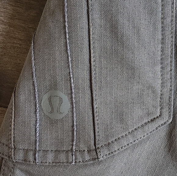 Lululemon Men's Wet Dry Warm Shorts - Picture 13 of 15